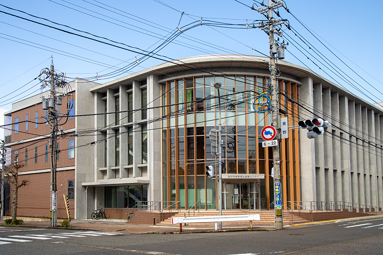 金沢市泉野福祉健康センター